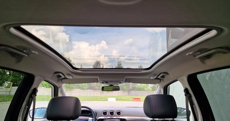 Ford S-Max cena 39900 przebieg: 235000, rok produkcji 2013 z Gniezno małe 211